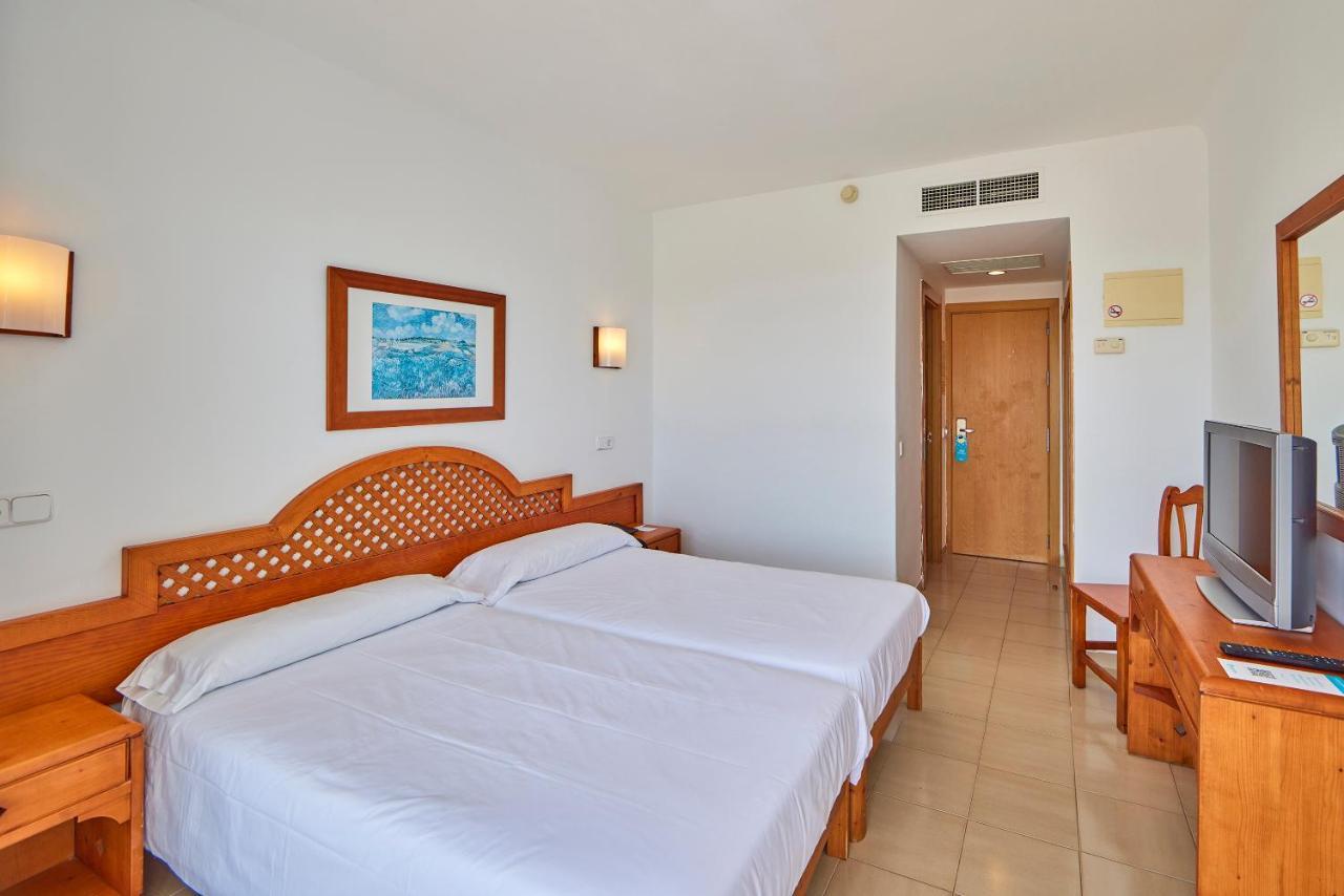 Ilusion Vista Blava Hotel Кала Милор Екстериор снимка