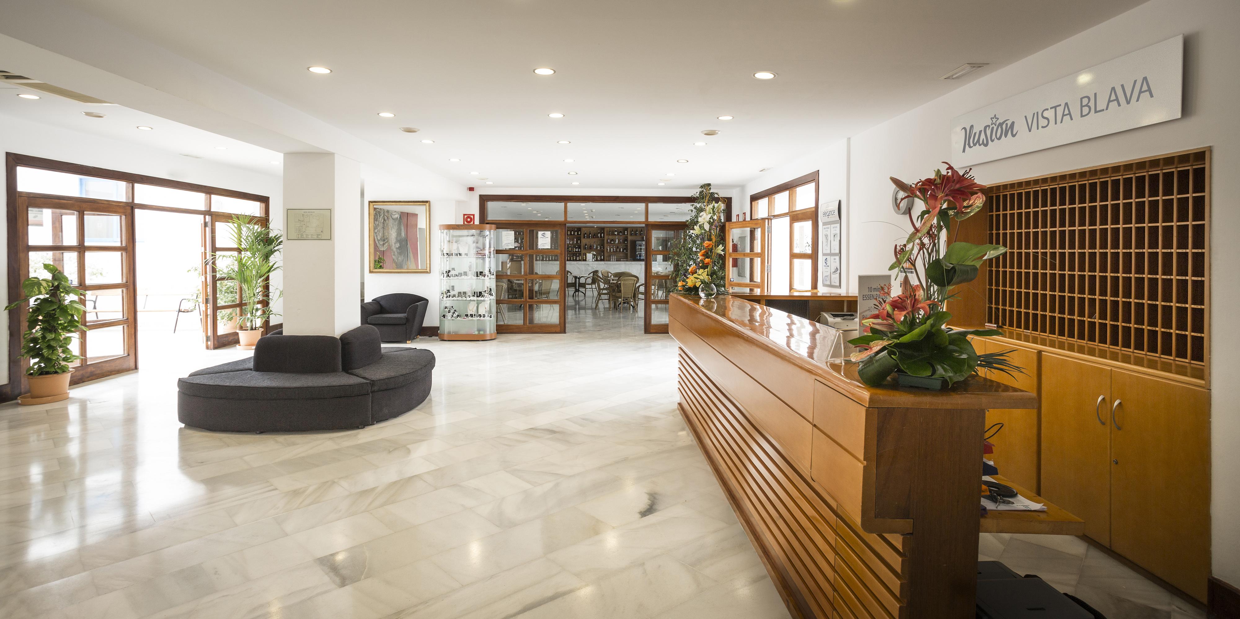 Ilusion Vista Blava Hotel Кала Милор Екстериор снимка
