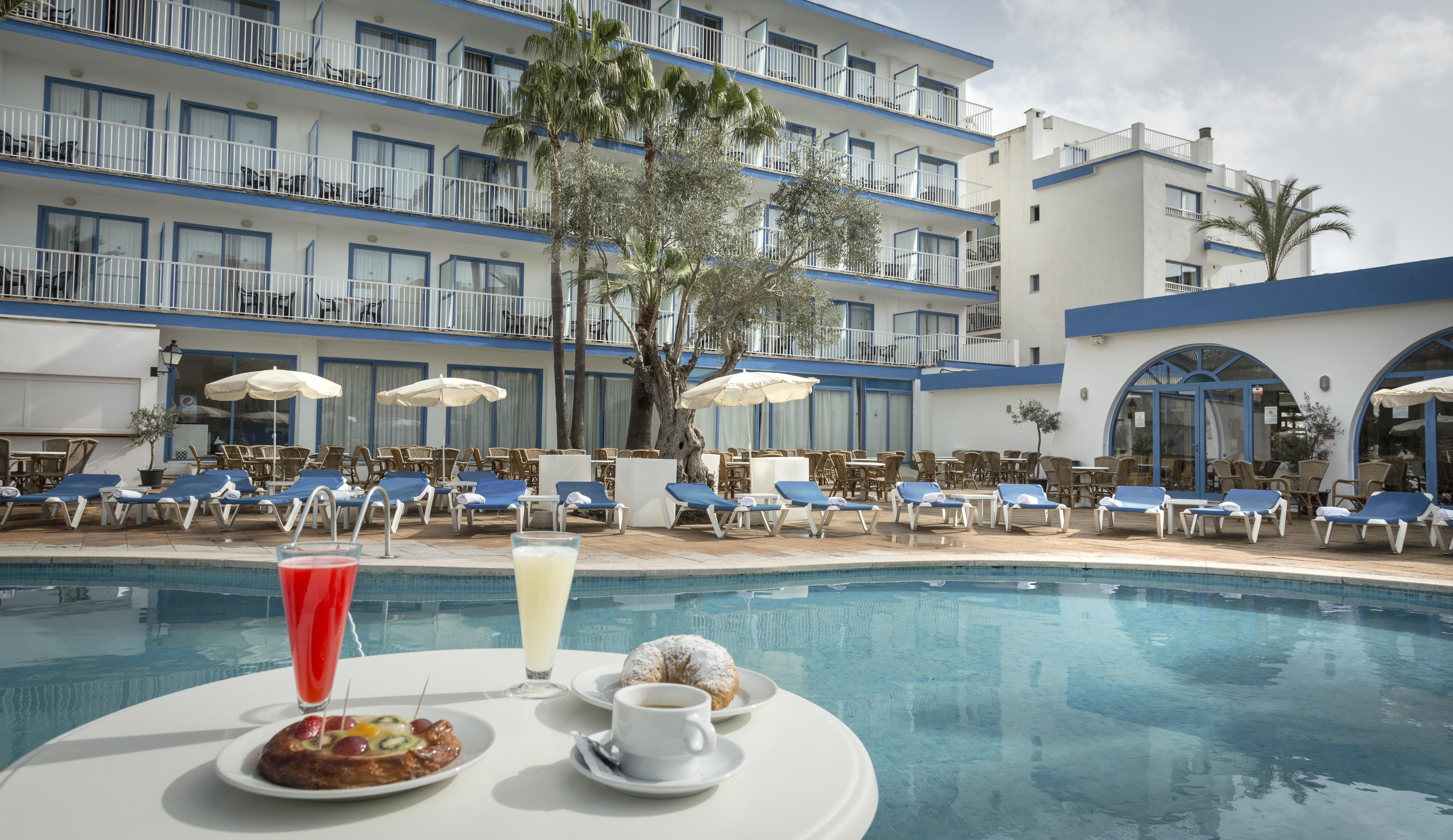 Ilusion Vista Blava Hotel Кала Милор Екстериор снимка